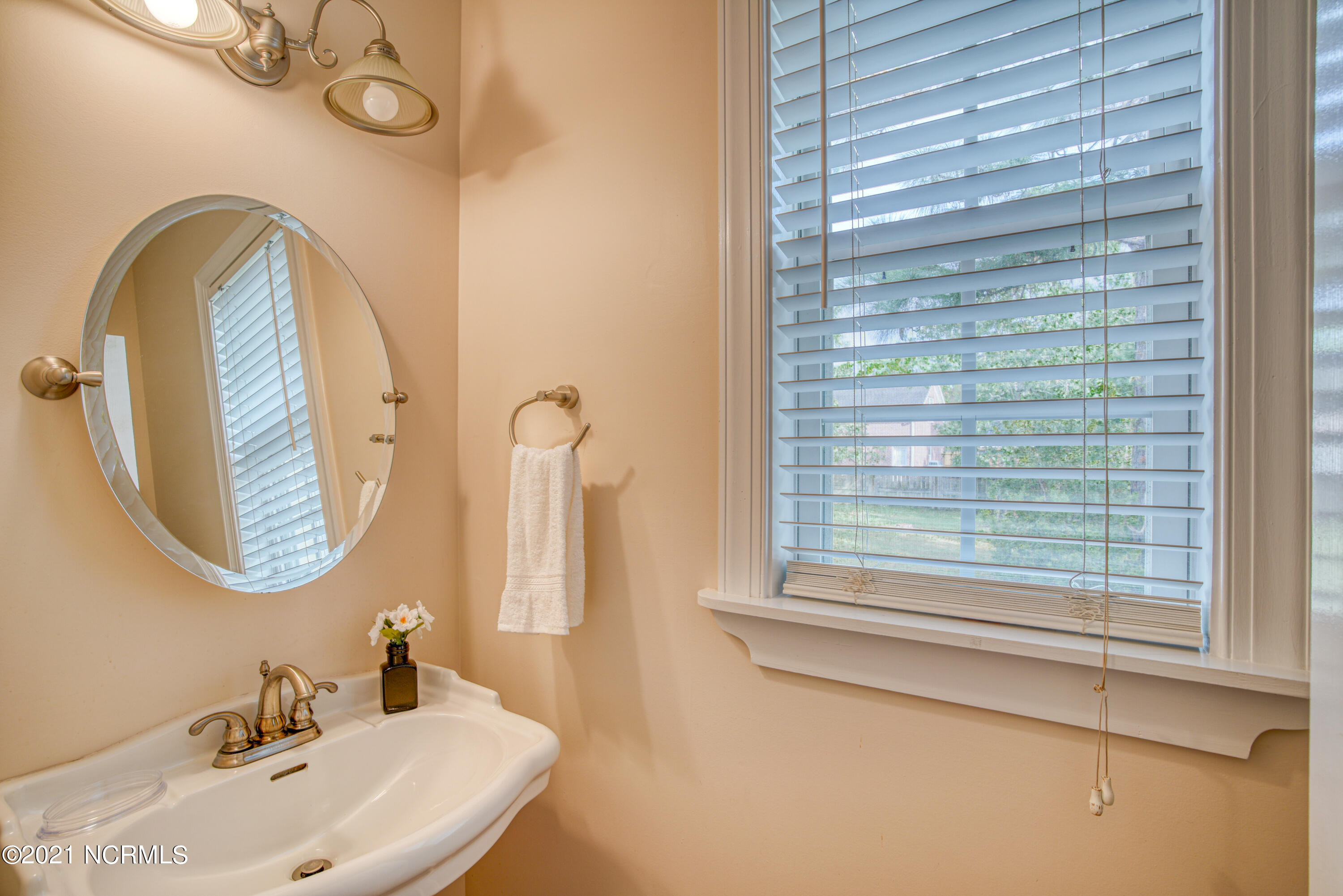 417 Okeechobee Road Wilmington, NC 28412 - Photo 15 of 23 417 Okeechobee-14