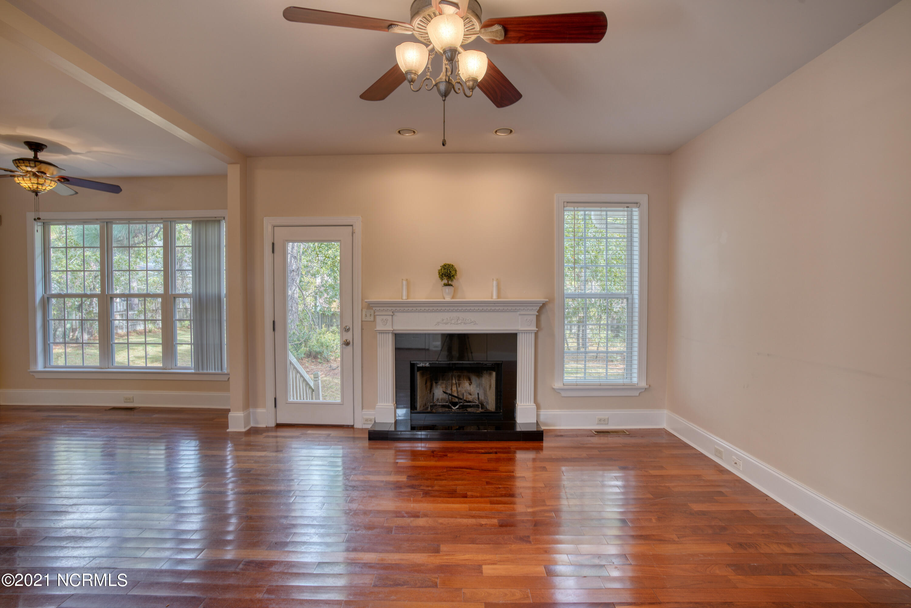 417 Okeechobee Road Wilmington, NC 28412 - Photo 4 of 23 417 Okeechobee-12