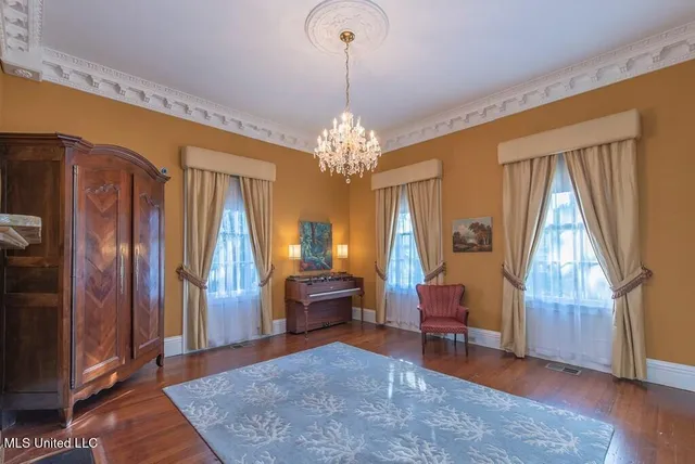 $495,500 | 611 North Union Street, Natchez, MS 39120