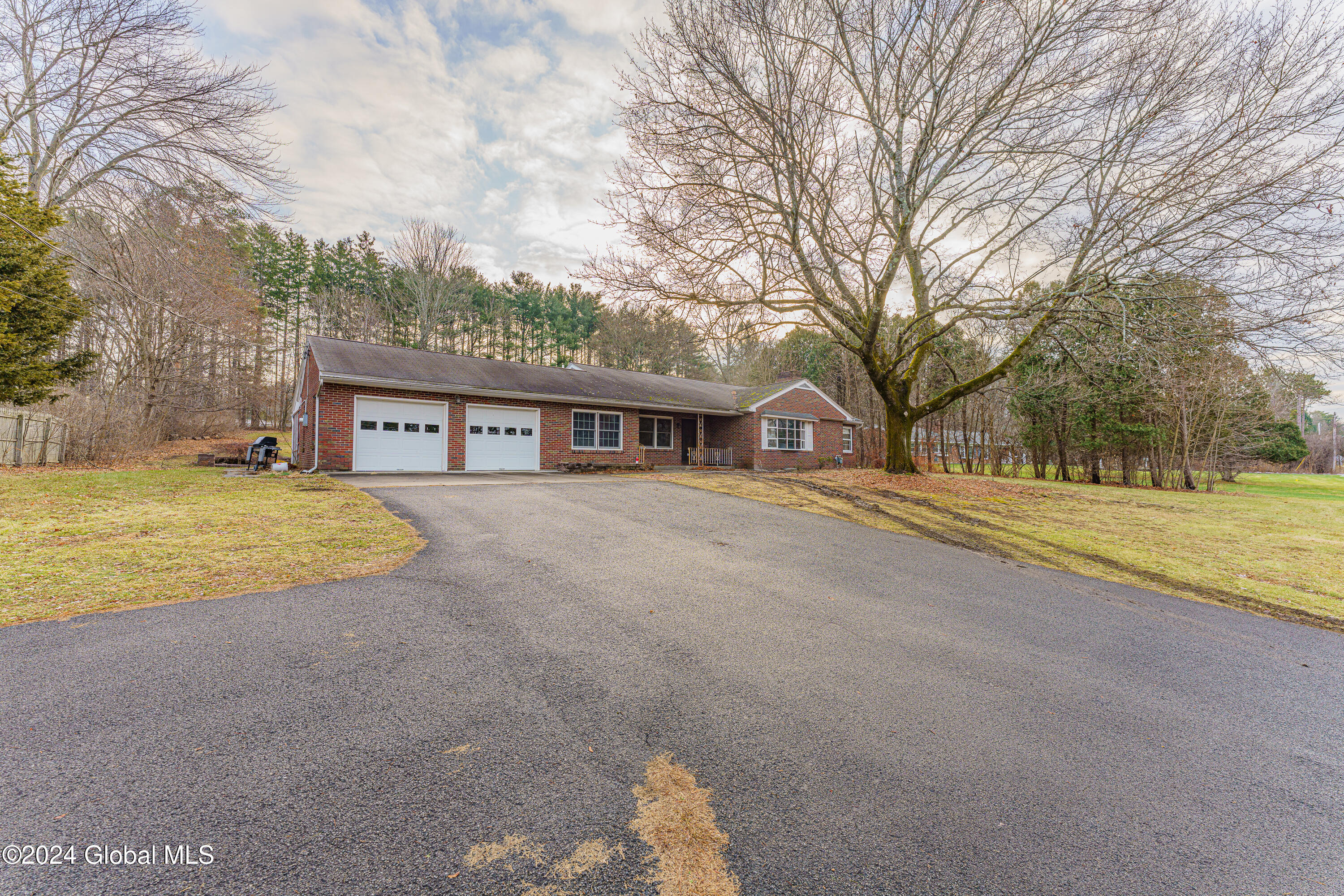 45 Bradt Road Rexford, NY 12148 - Photo 2 of 46 0 Front 3