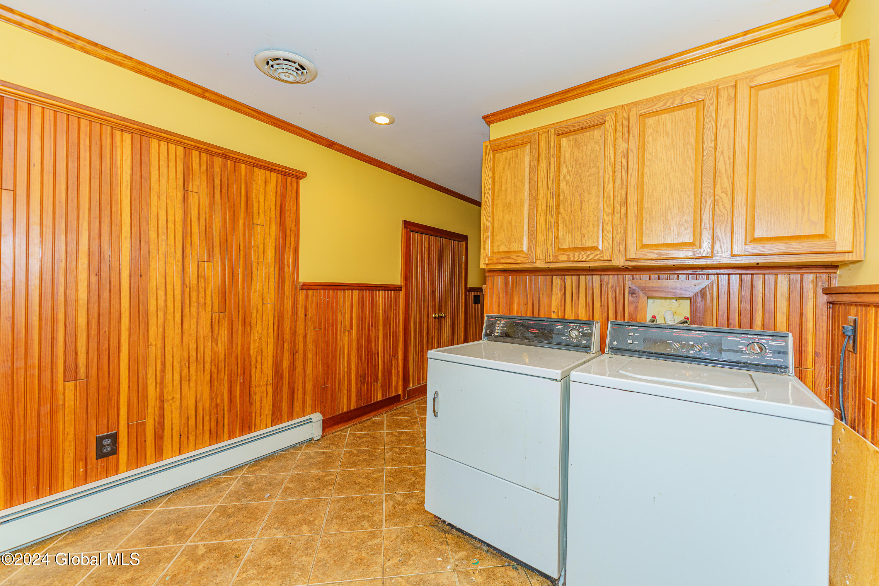 45 Bradt Road Rexford, NY 12148 - Photo 26 of 46 6 Mudroom 1