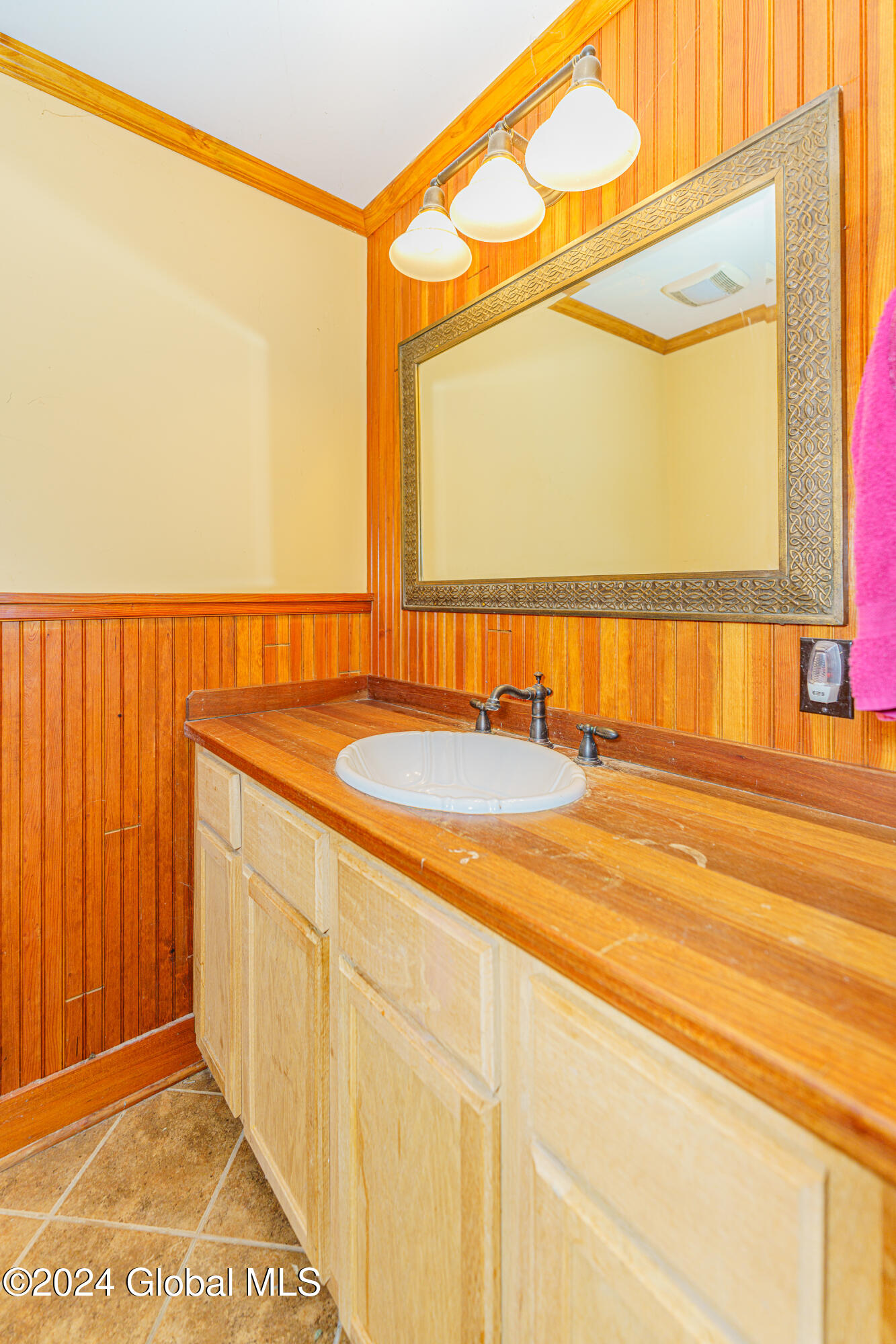 45 Bradt Road Rexford, NY 12148 - Photo 29 of 46 7 Bathroom 2