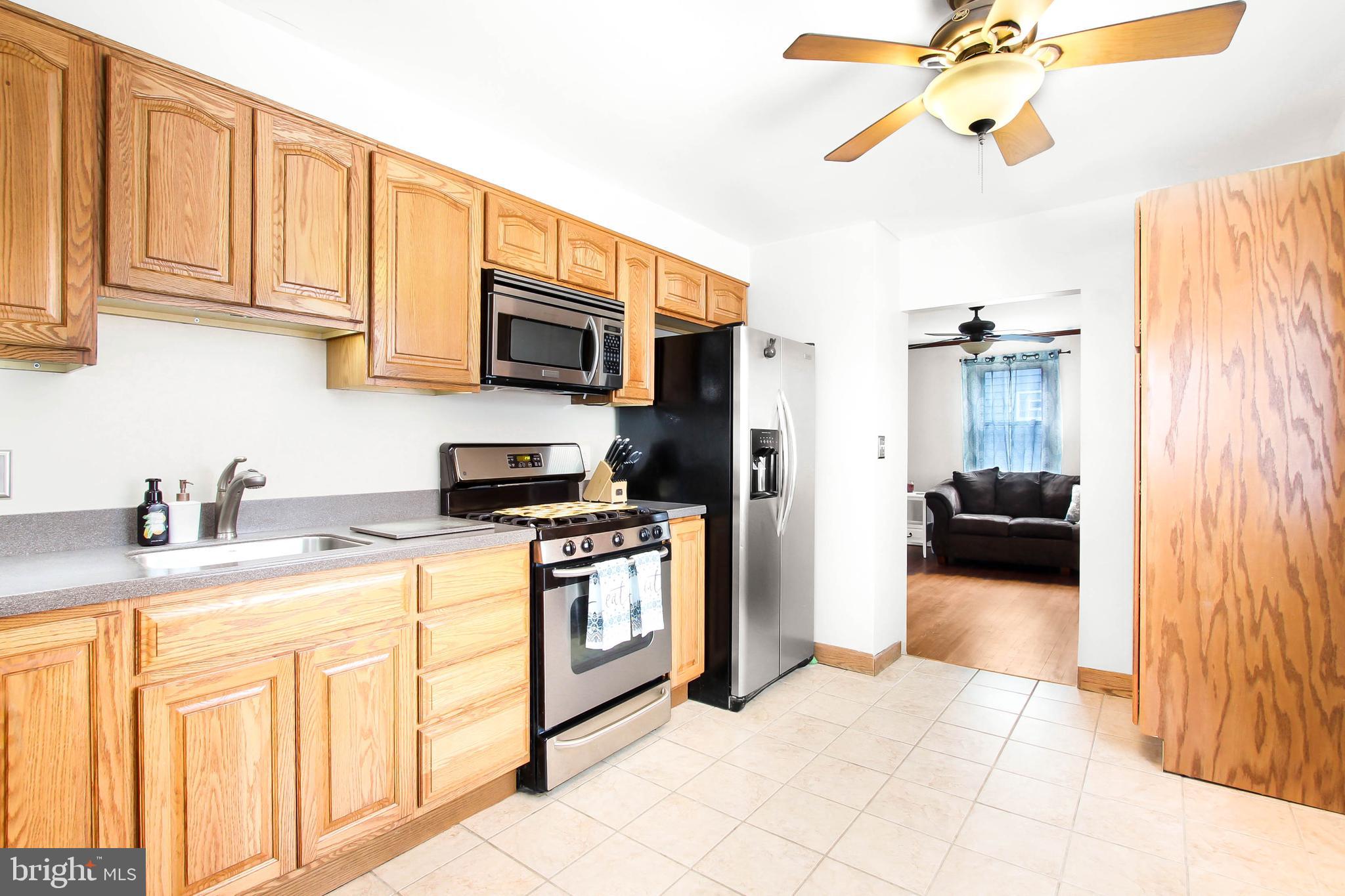538 West Woodlynn Road Baltimore, MD 21221 - Photo 5 of 26 Gallery Image 5