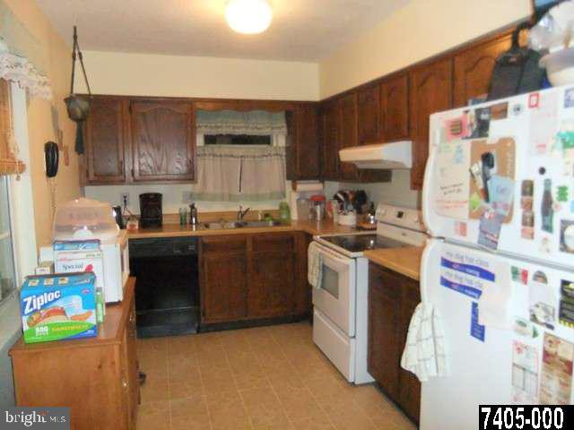 3624 Harrowgate Road, Unit 3624 York, PA 17402 - Photo 8 of 23 Gallery Image 8