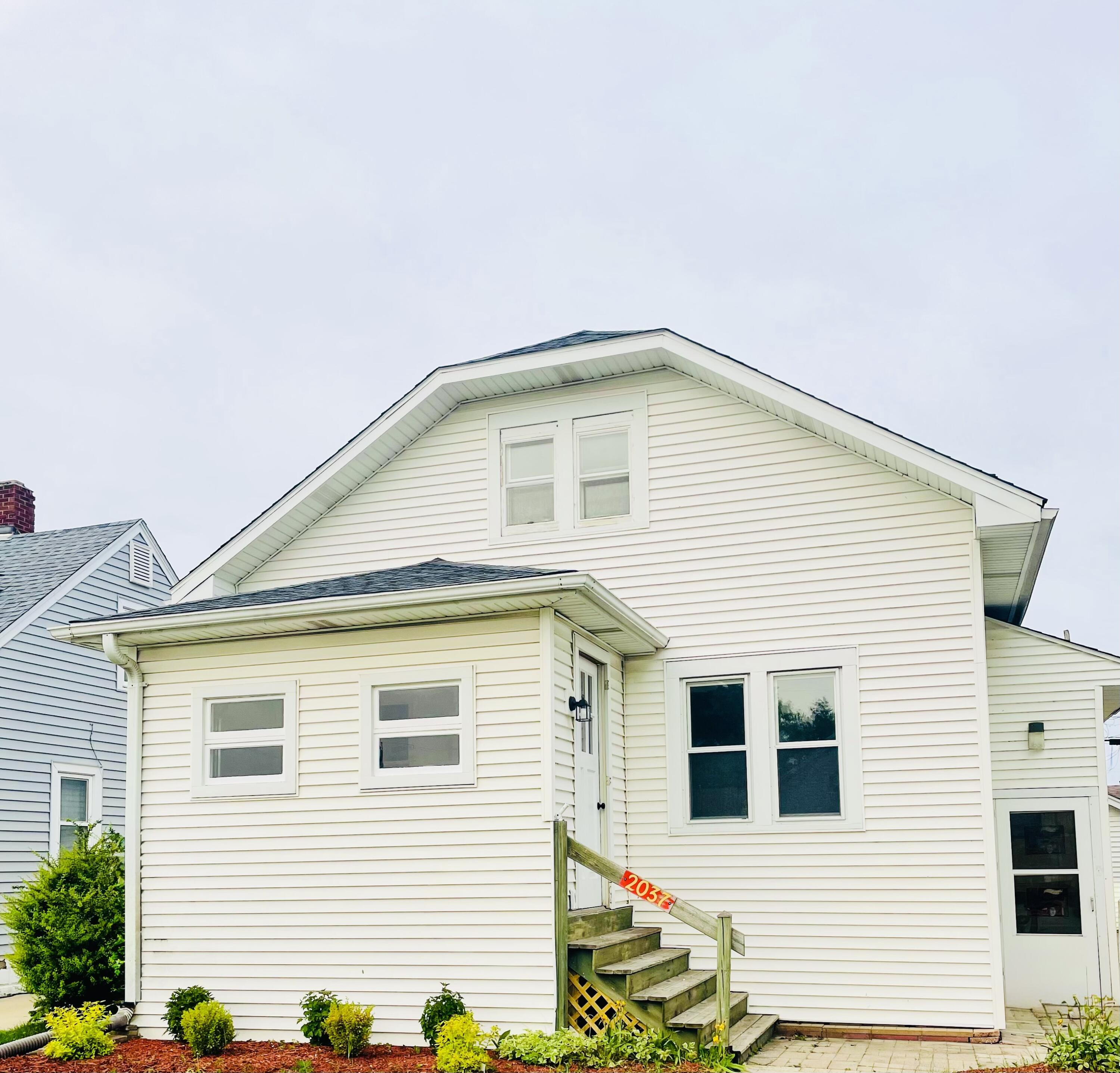 2037 Case Avenue Racine, WI 53403 - Photo 1 of 1 Front