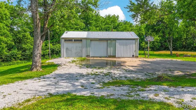 $698,500 | 18133 Cincinnati Road, Center, MO 63436