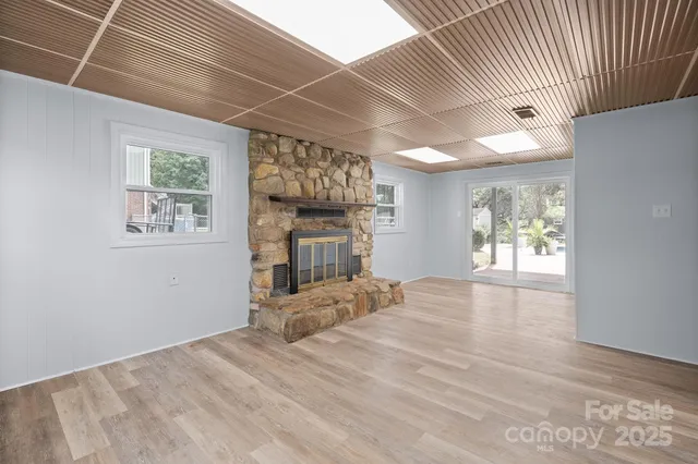 $375,900 | 2310 24th Avenue Northeast, Unit 7, Hickory, NC 28601