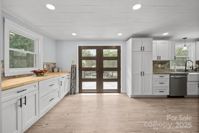 $375,900 | 2310 24th Avenue Northeast, Unit 7, Hickory, NC 28601