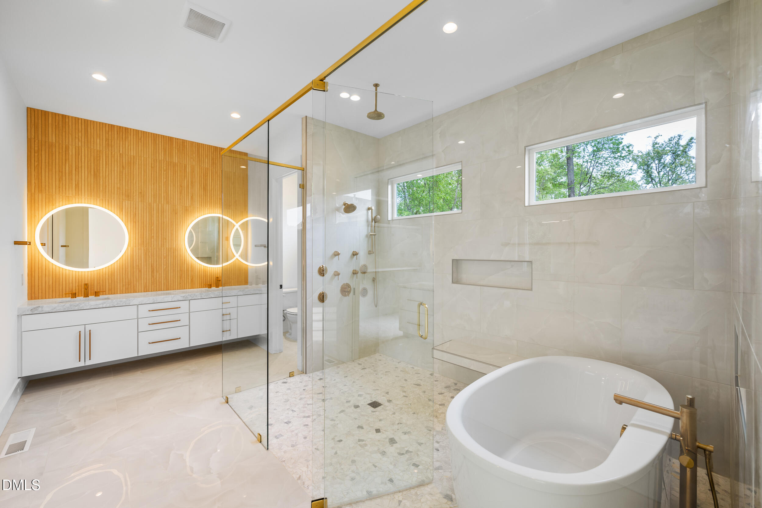 2817 Claremont Road Raleigh, NC 27608 - Photo 33 of 73 24 -2817 claremont rd, interior