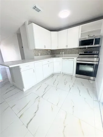 $2,900 | 8160 Southwest 6th Street, North Lauderdale, FL 33068