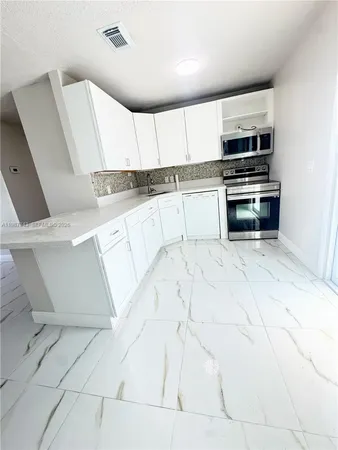 $2,900 | 8160 Southwest 6th Street, North Lauderdale, FL 33068