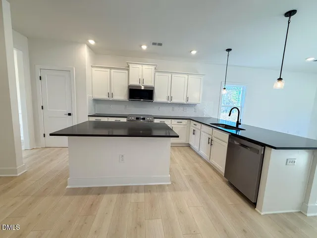 $445,500 | 41 Decatur Drive, Fuquay-Varina, NC 27526