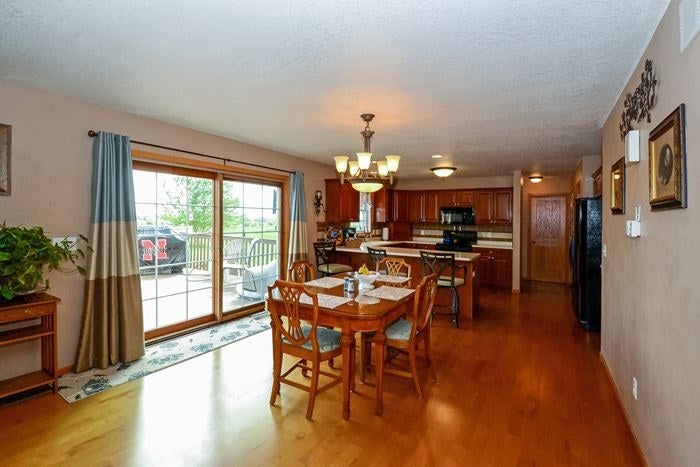 1291 Elder Ridge Road West Liberty, IA 52776 - Photo 3 of 24 Gallery Image 3