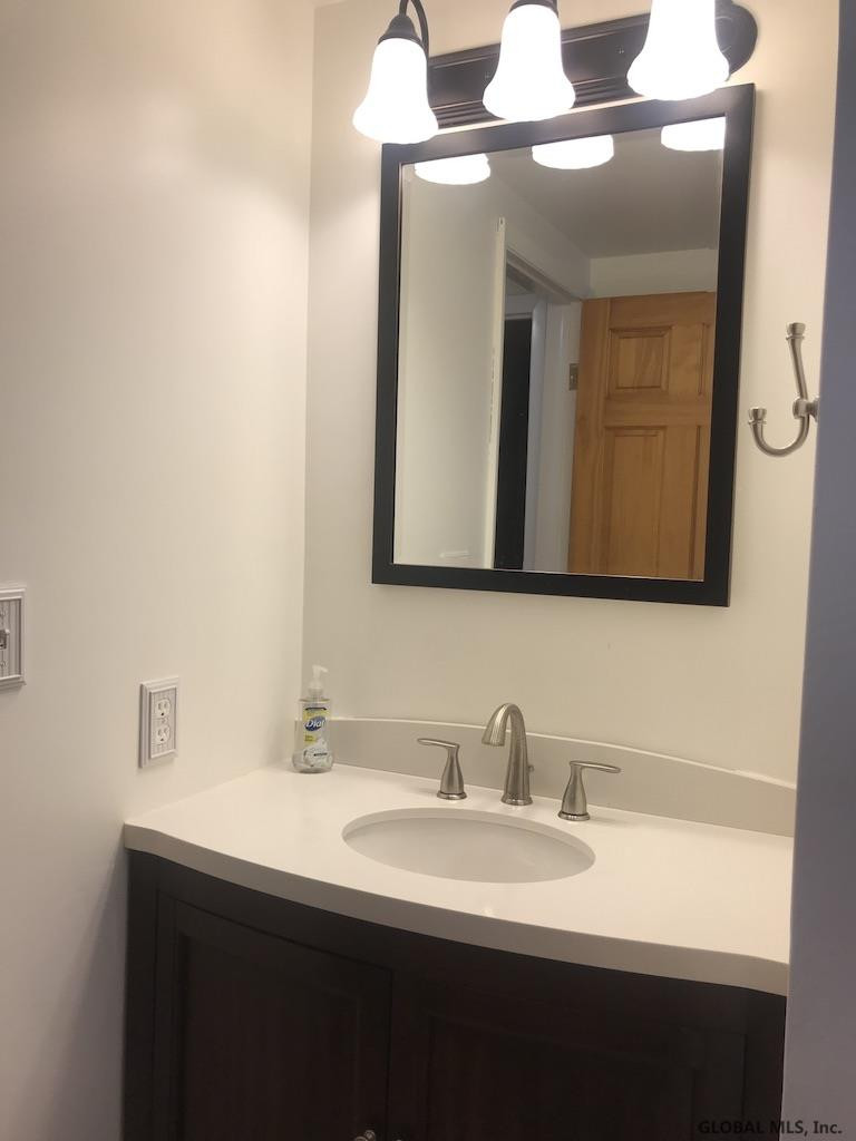 68 Snowberry Road Malta, NY 12020 - Photo 15 of 34 Photo 15
