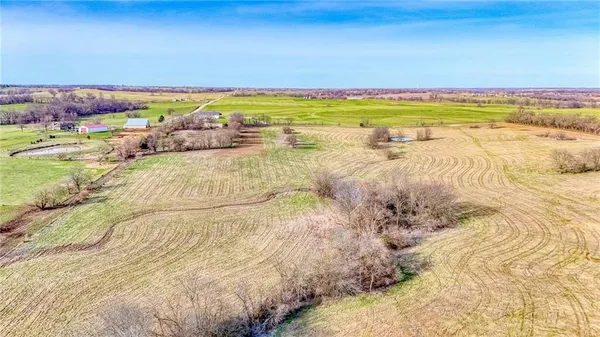 $182,250 | 4 Eagle Ridge, Warrensburg, MO 64093
