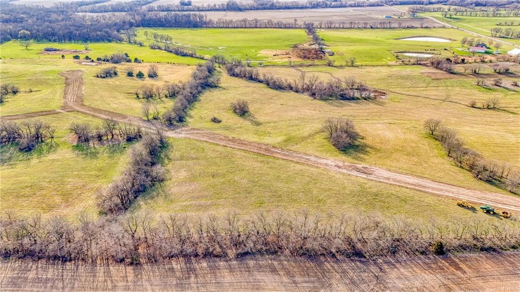 4 Eagle Ridge Warrensburg, MO 64093 - Photo 3 of 27