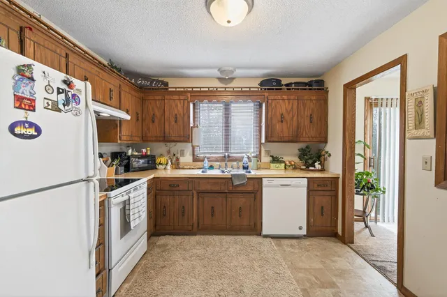 $425,000 | 1250 Norton Avenue Northeast, Fridley, MN 55432