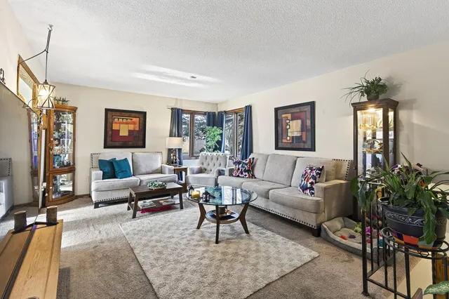 $425,000 | 1250 Norton Avenue Northeast, Fridley, MN 55432