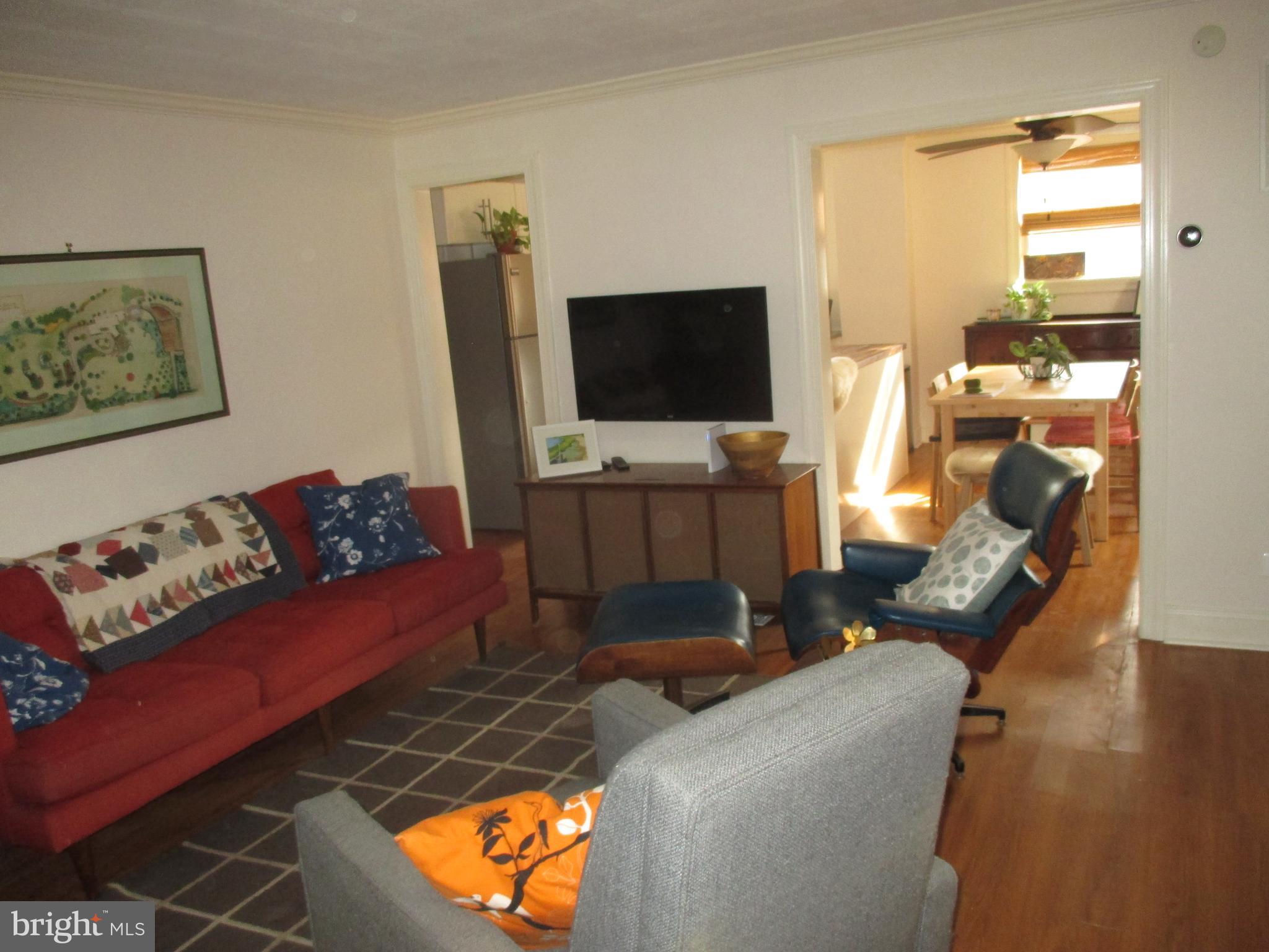 621 Braxton Road Ridley Park, PA 19078 - Photo 4 of 31 Living room
