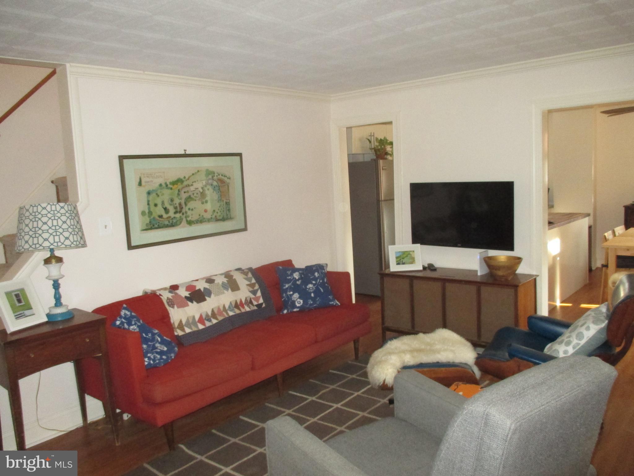 621 Braxton Road Ridley Park, PA 19078 - Photo 7 of 31 Living room