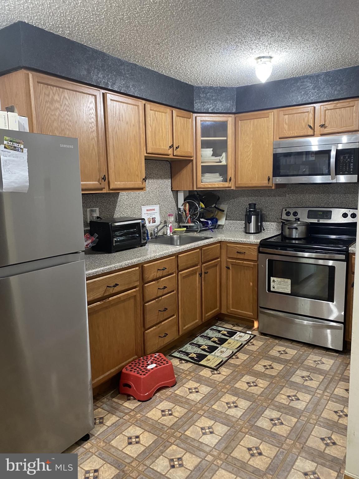 1324 Rainer Road Brookhaven, PA 19015 - Photo 7 of 23 Kitchen