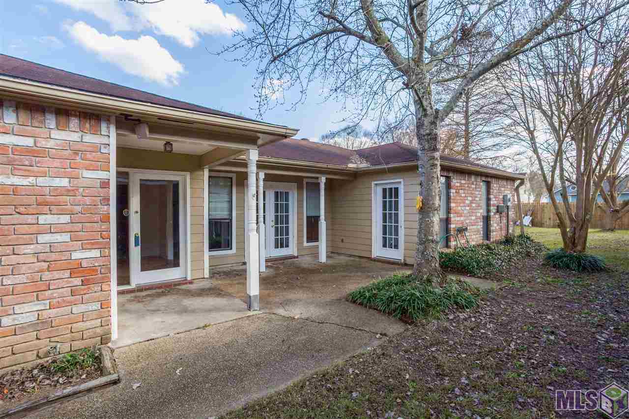 15444 Springwood Avenue Baton Rouge, LA 70817 - Photo 3 of 16 Gallery Image 3