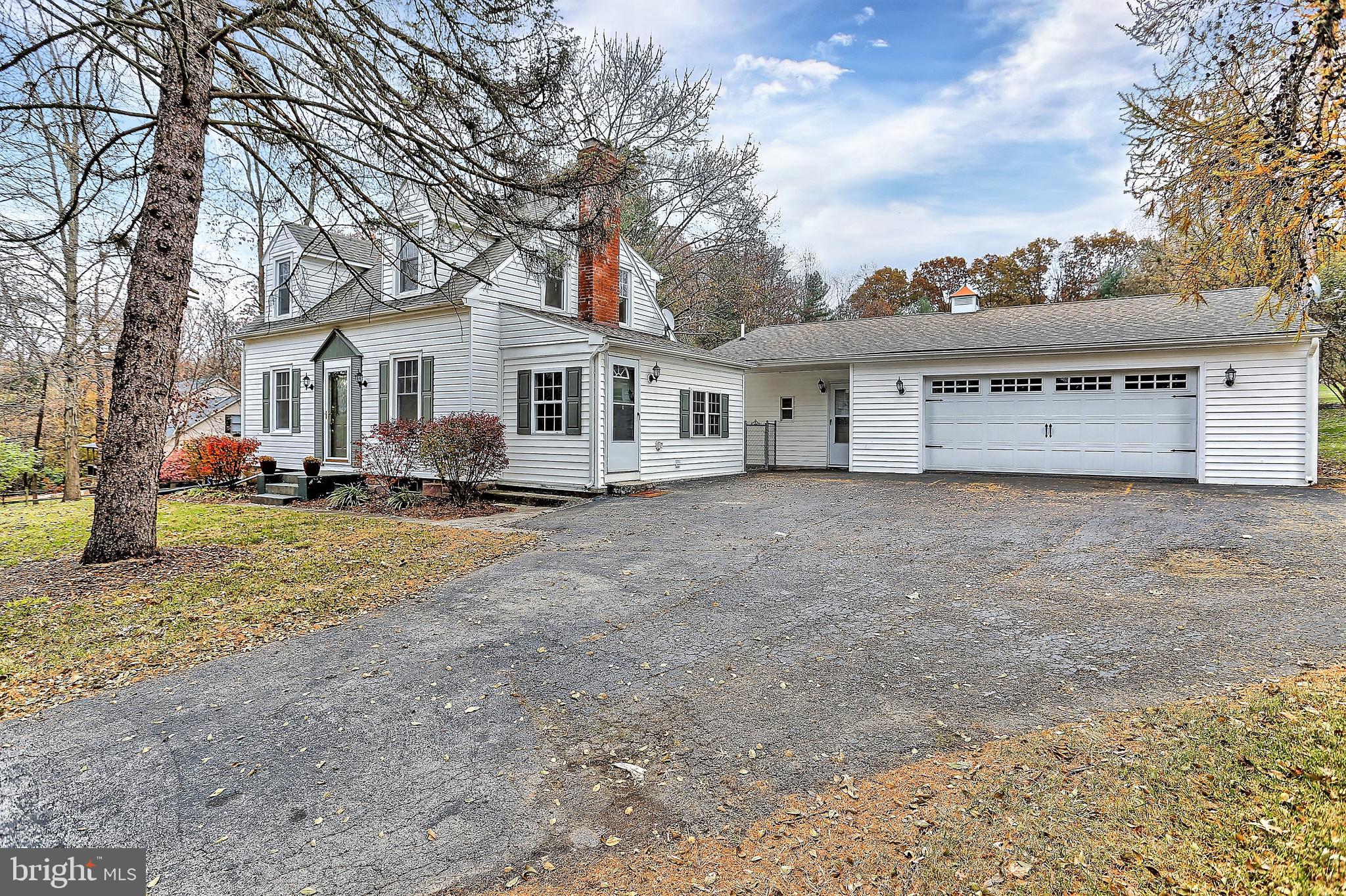 586 Beaver Creek Road Hanover, PA 17331 - Photo 3 of 51