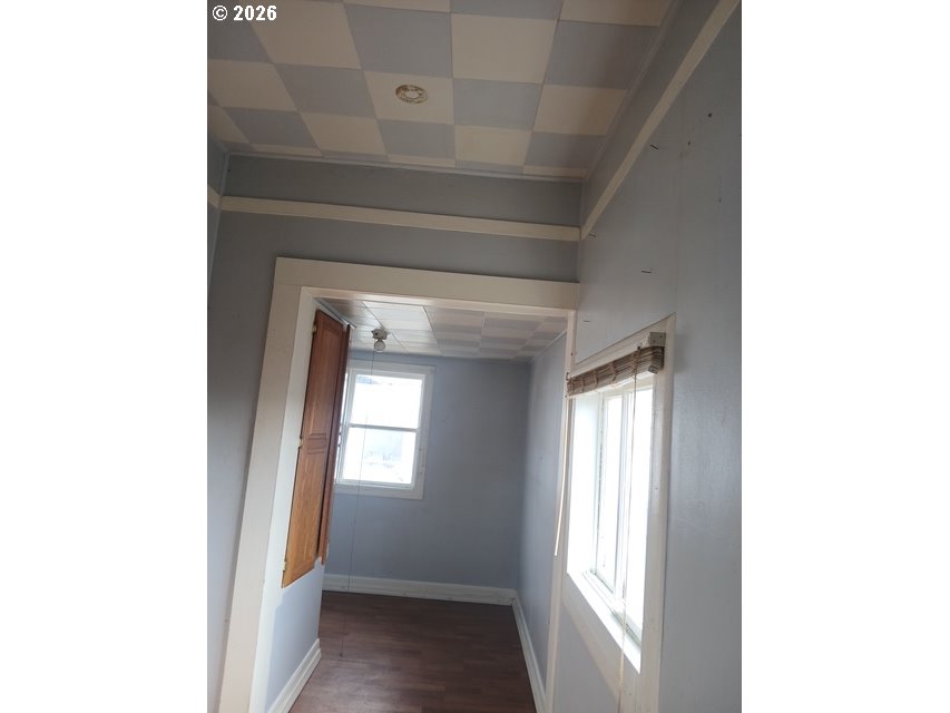 432 Northwest 10th Street Redmond, OR 97756 - Photo 16 of 24