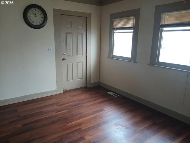 432 Northwest 10th Street Redmond, OR 97756 - Photo 2 of 24