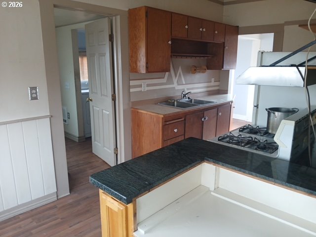 432 Northwest 10th Street Redmond, OR 97756 - Photo 3 of 24