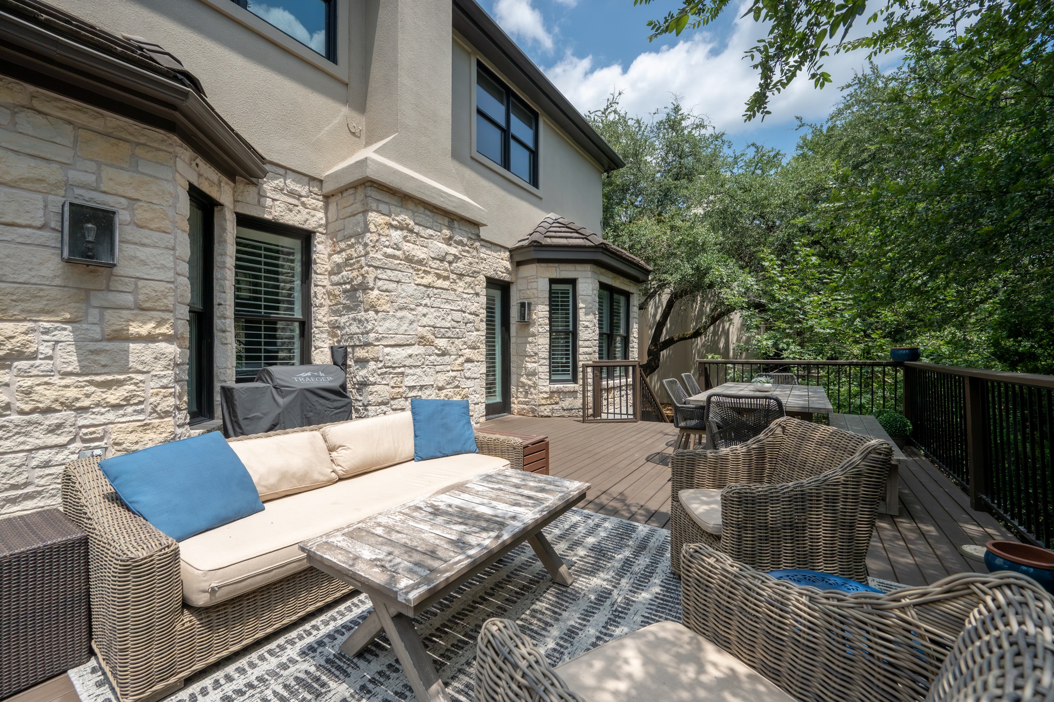 2007 Rue De St Tropez Austin, TX 78746 - Photo 22 of 26 Gallery Image 22