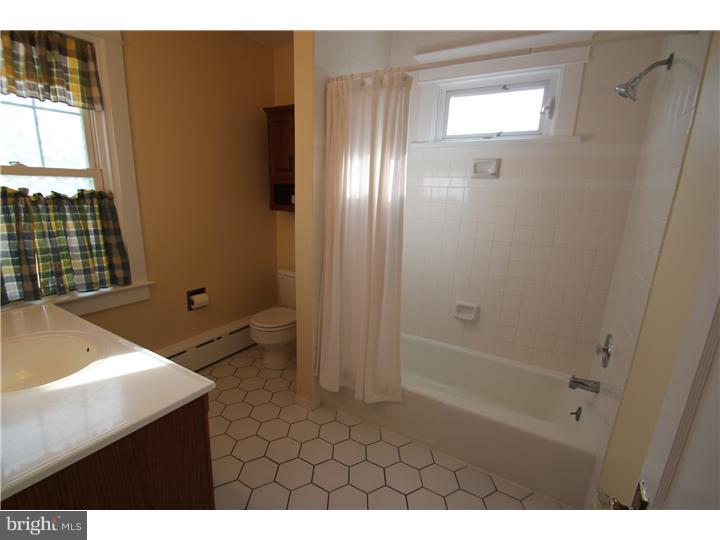 147 Sycamore Road Havertown, PA 19083 - Photo 17 of 24 Bathroom