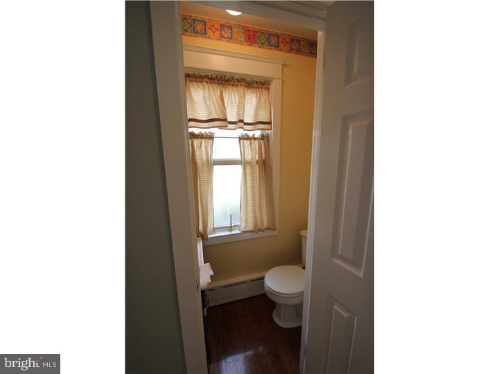147 Sycamore Road Havertown, PA 19083 - Photo 9 of 24 Bathroom