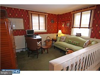 126 Dayleview Road Berwyn, PA 19312 - Photo 7 of 12 Office / Study