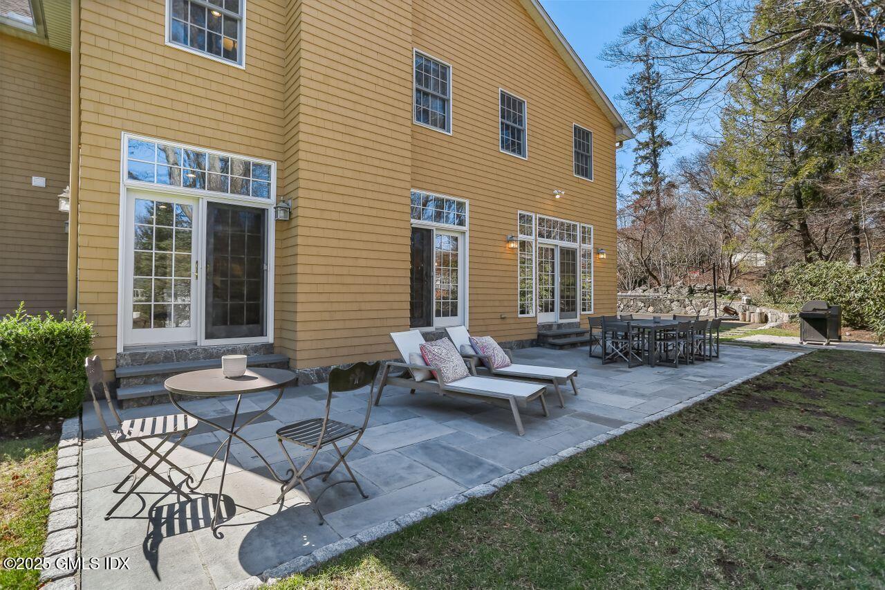 5 Cat Rock Road Cos Cob, CT 06807 - Photo 38 of 42 039