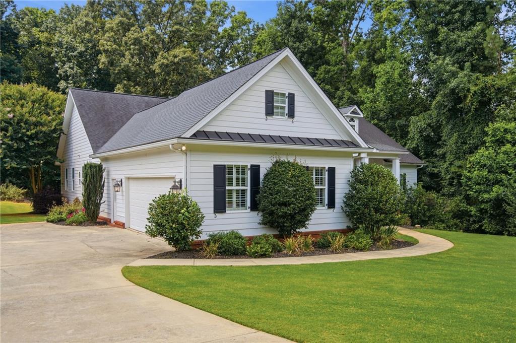 5105 Stefan Ridge Way Buford, GA 30519 - Photo 4 of 80