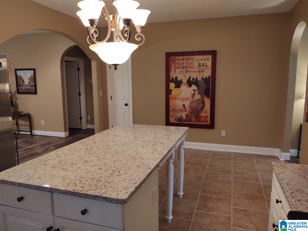 445 Heathersage Road Alabaster, AL 35114 - Photo 14 of 50