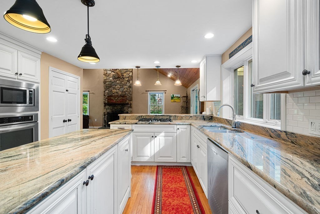 57 Teresa Road Hopkinton, MA 01748 - Photo 7 of 40 Gallery Image 7