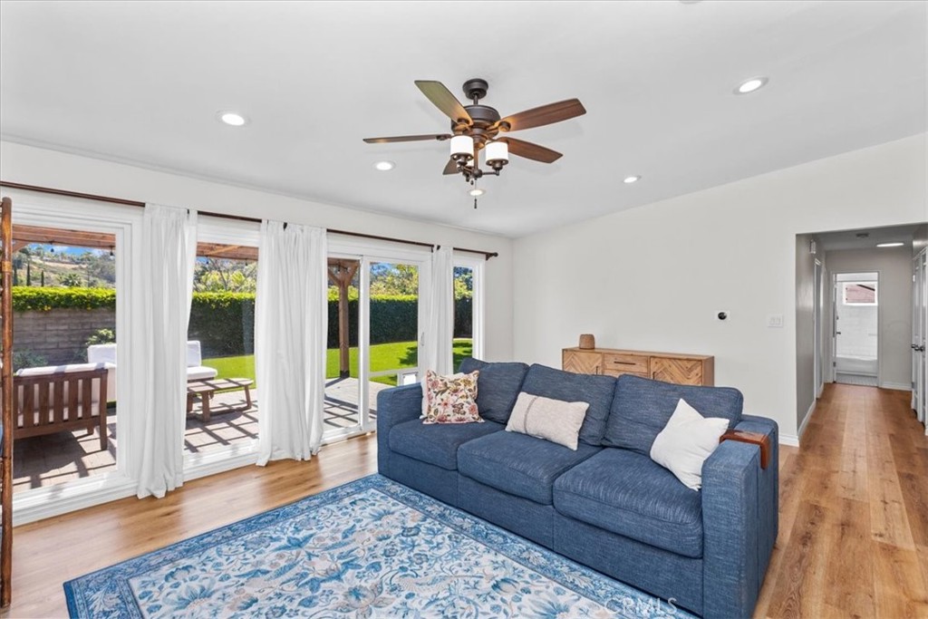 14125 Halper Road Poway, CA 92064 - Photo 18 of 36