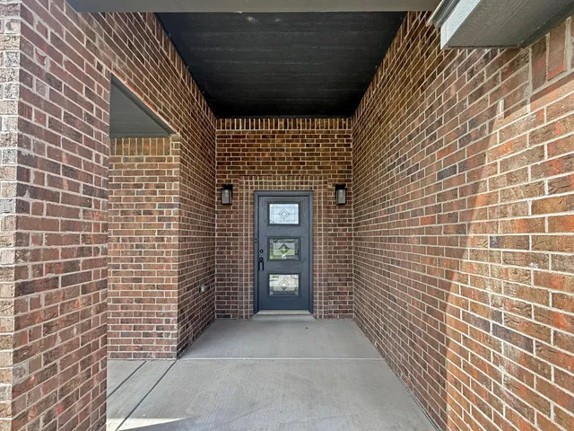 $574,900 | 8106 Miami Avenue, Amarillo, TX 79118