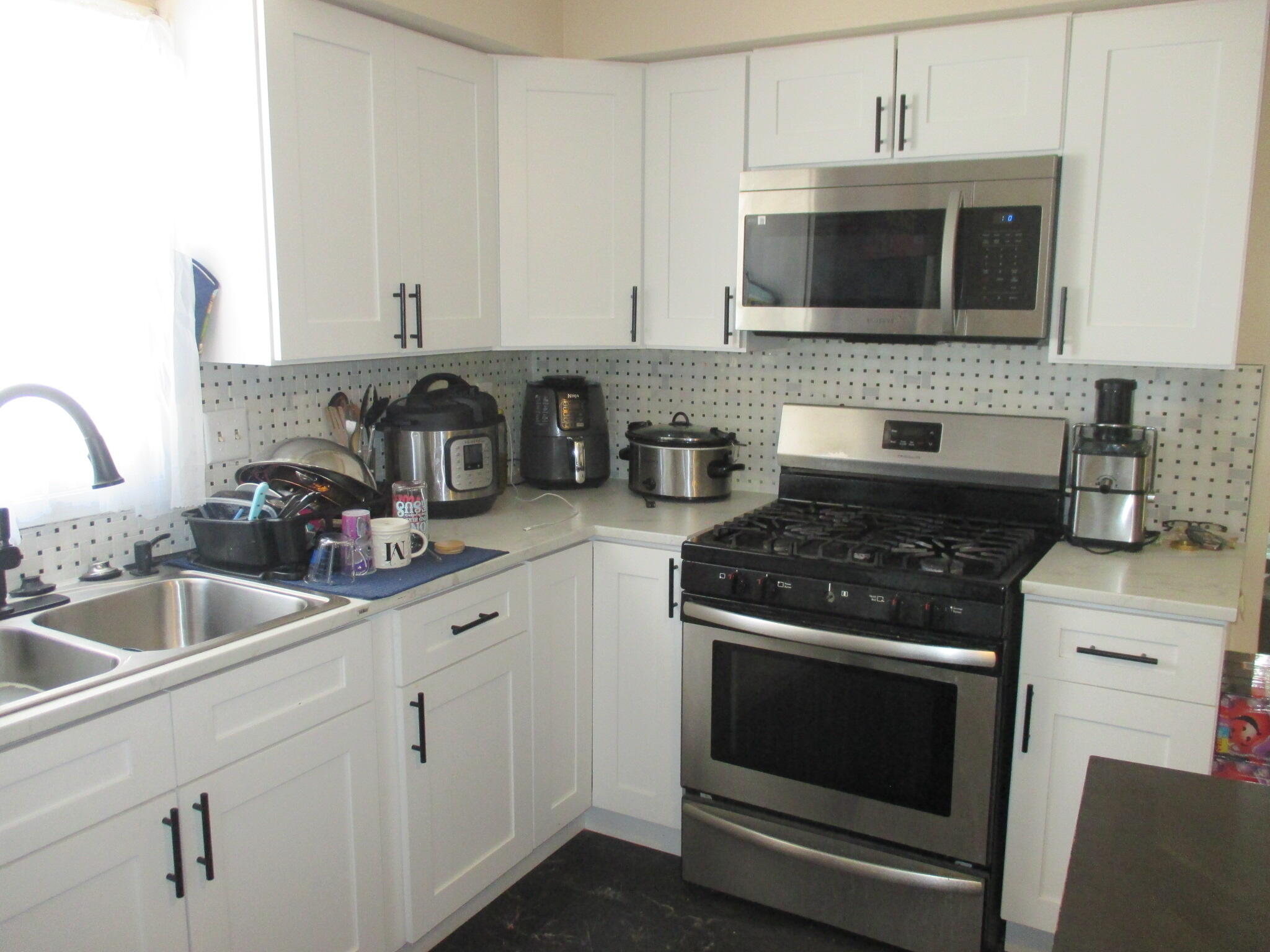 6602 West Mill Road, Unit 6604 Milwaukee, WI 53218 - Photo 6 of 40 IMG_2913