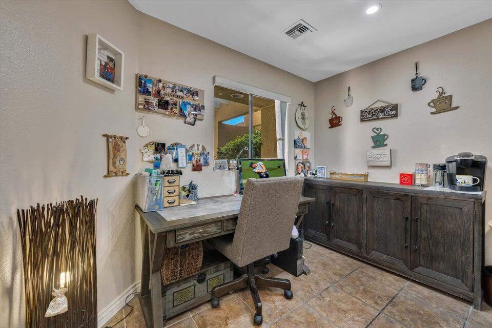 20 Mission Court Rancho Mirage, CA 92270 - Photo 12 of 24 20220517060409440476000000-o