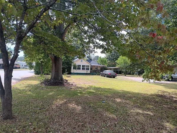 $1,000 | 406 Brookwood Drive, Thomaston, GA 30286