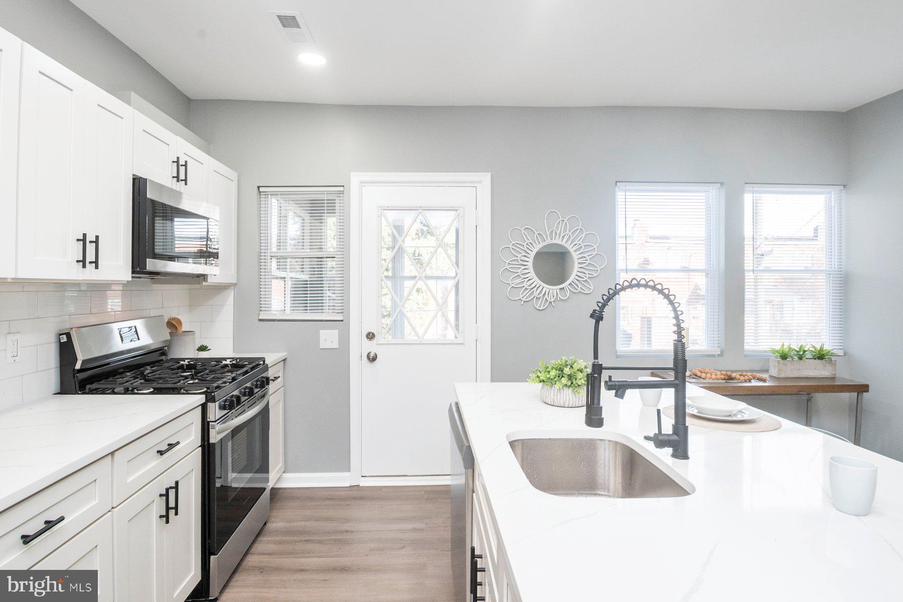 3825 Pall Mall Road Baltimore, MD 21215 - Photo 4 of 33