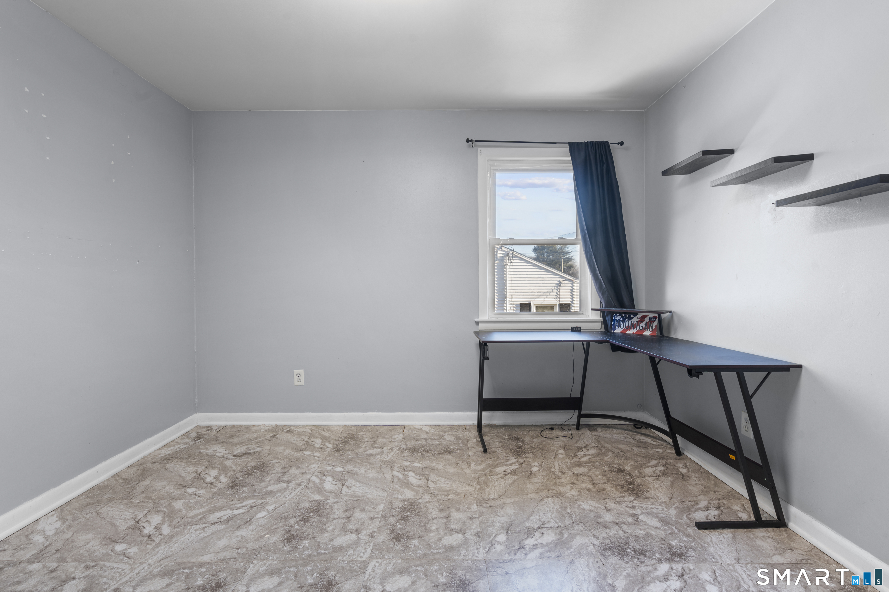 80 Overlook Avenue Waterbury, CT 06708 - Photo 14 of 40