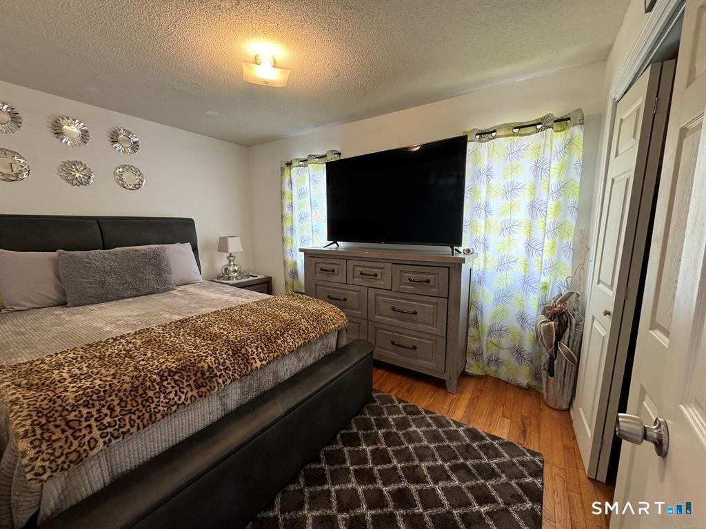 80 Overlook Avenue Waterbury, CT 06708 - Photo 25 of 40