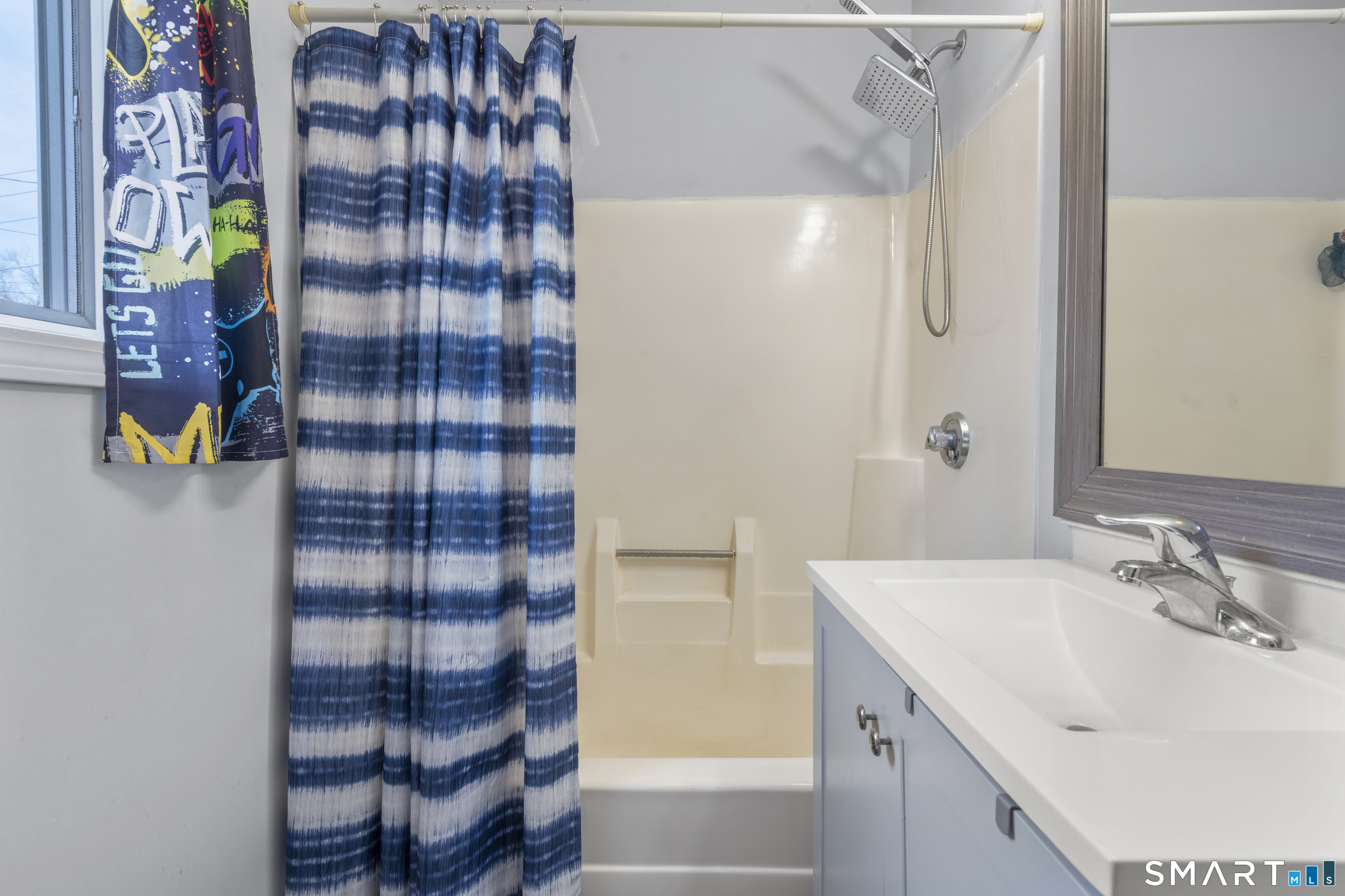 80 Overlook Avenue Waterbury, CT 06708 - Photo 26 of 40