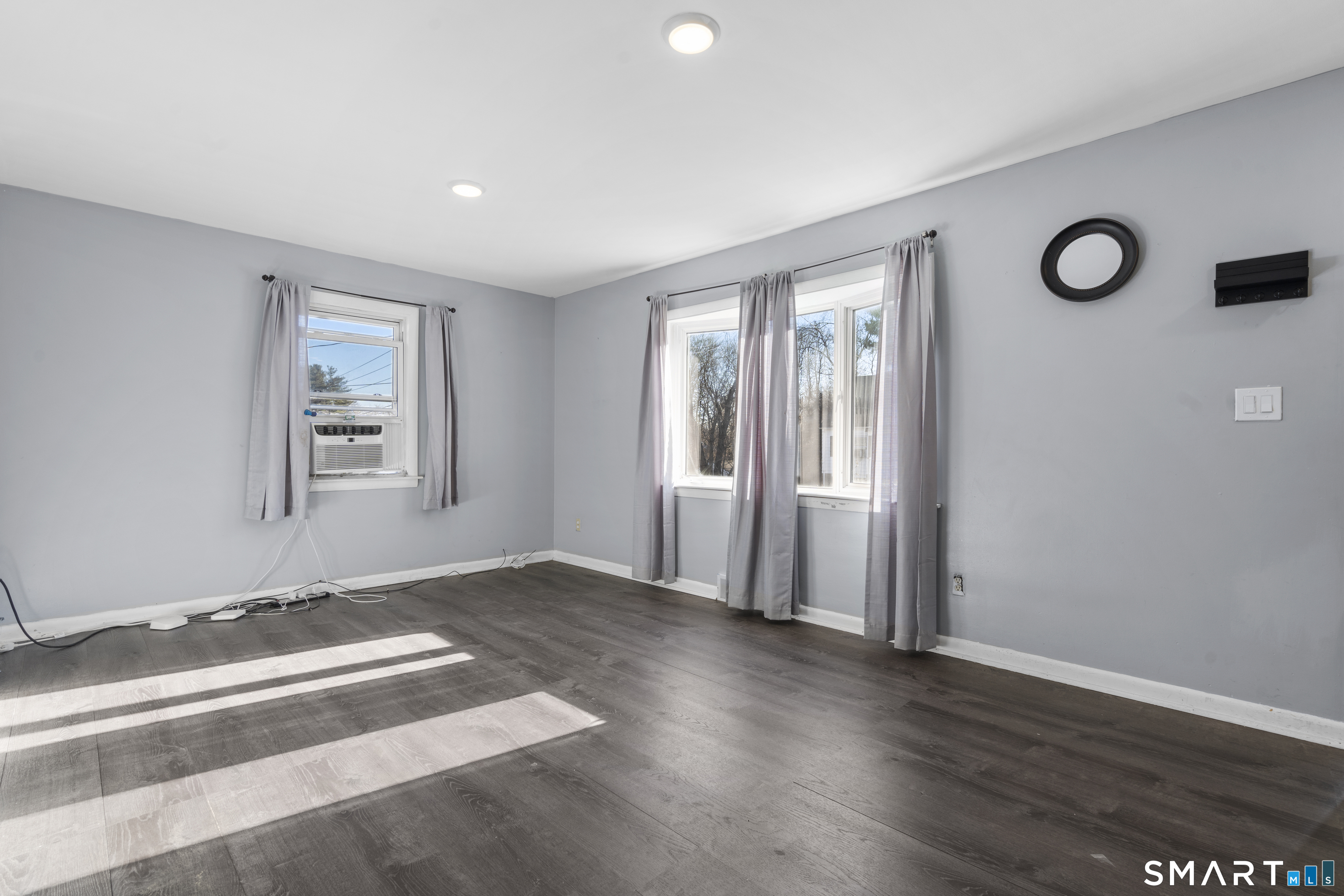 80 Overlook Avenue Waterbury, CT 06708 - Photo 8 of 40