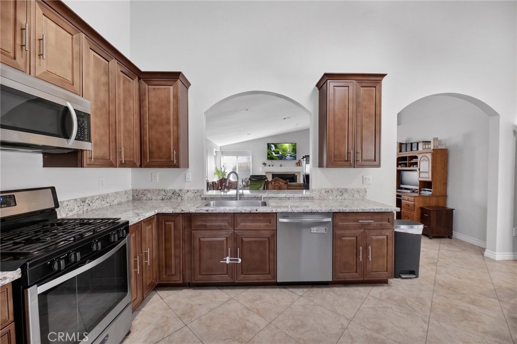 39427 Canyon Rim Circle Temecula, CA 92591 - Photo 17 of 39