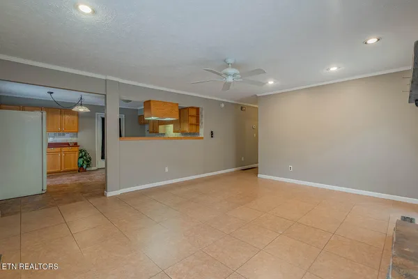 $315,000 | 124 Hickory Nut Drive, Clinton, TN 37716